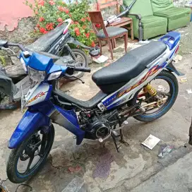 YAMAHA F1ZR 2003