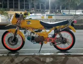 Honda win 100 Thailook