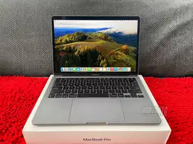 MACBOOK PRO 2020, Apple M1, SSD 512 Gb, RAM 8 Gb