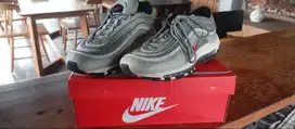 Nike airmax,dijual cepat