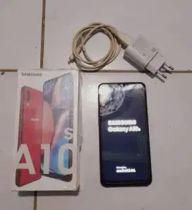 Samsung Galaxy A10s Merah