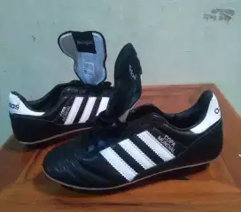 Jual sepatu sepakbola adidas Coppa Mundial