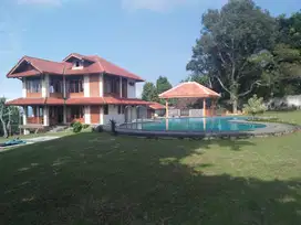 Villa Bagus Taman Luas Pemandangan Indah Di Cisarua Puncak Bogor Murah