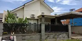 Rumah Hook Jalan Utama Villa Intan