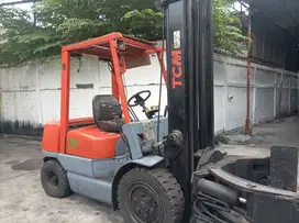 JUAL CEPAT FORKLIFT / FORK LIFT MEREK TCM 2.5/2,5/2 5 TON CAPIT CLAMP