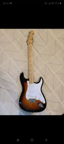 Gitar Squier Stratocaster