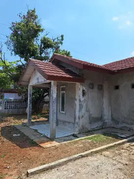 Rumah di Perum Bumi Sawangan Indah, Kota Depok.