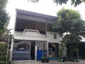 rumah 2 lantai BAGUS ISTIMEWA lok kebraon