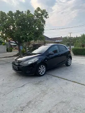 Di jual cepat! Mazda 2 matic