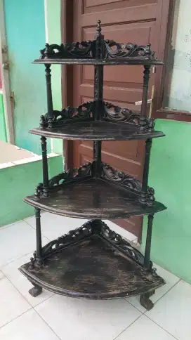 Rak sudut kayu jati