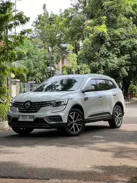 Low km!! Renault koleos 2.5 signature 2020 siap pakai!