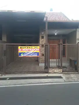 Disewakan Rumah Pertahun