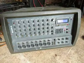 Power mixer model M 408LB