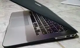 Macbook air 2017 8g 256 g