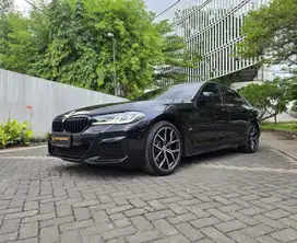 (TDP: 0) BMW 520i M Sport 2023 low km 520