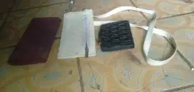 Se paket tas dompet serba guna kond spt baru mgkn ada yg perlu murah