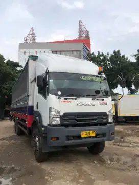 Isuzu GIGA FVM34 ps285 6x4 Wingbox hidrolik 2018