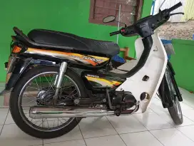 Honda impressa 2000