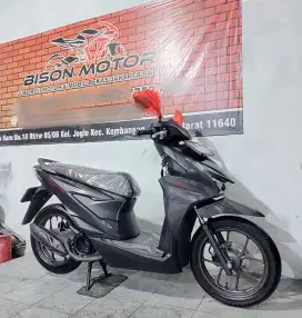 Km 900 perak! Gk jd pake! HONDA NEW BEAT DELUXE ALARM 2024 akhir