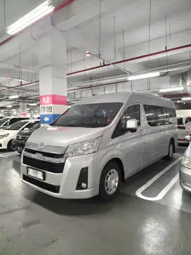 Toyota Hiace Premio