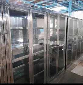 Lemari instrumen 2 pintu stainless