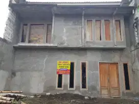 Jual Rumah tinggal finishing 2 lantai