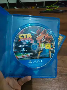 CTR bd kaset ps4