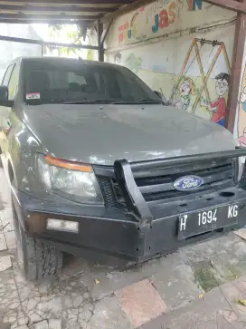 Jual Ford Ranger Dobel cabin th 2012 surat komplit pajak telat 2x