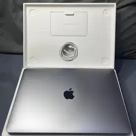 Macbook Air M1 8/256GB Space Grey NEW Garansi Resmi iBox Indonesia