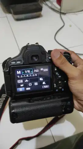 Canon EOS 600D Rebel T3i