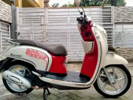 Honda Vario lengkap motor sehat walafiat keterangan detail dibawah