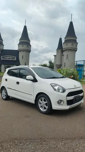 Daihatsu Ayla X 2015