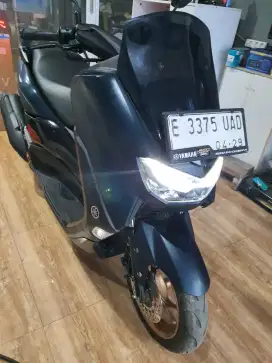 Yamaha nmax keyless 2024 Jl.Sutawinangun pecilon 132 Cirebon