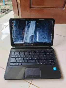 Laptop HP ram 10gb model sLim siap pake no minus (Nego)