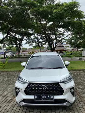 TOYOTA VELOZ W CVT TSS MULUS