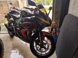 Dijual BU segera Yamaha R25 2014 Full ORI