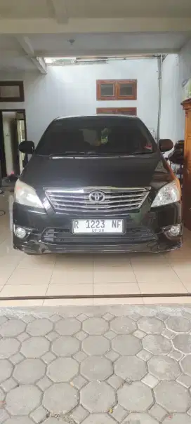 Grand new kijang innova v luxury 2012