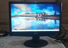 Monitor LCD 16 inch Acer H163HQ