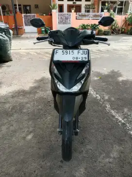 Dijual motor Honda Beat dlx smart key