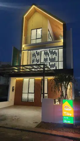 NEW MAHAKAM THE SIGNATURE TOPAZ