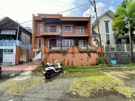 rumah cantik dan besar di balikpapan baru