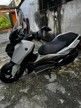 Yamaha x max 250 cc