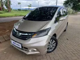[pajak panjang]Honda Freed 1.5 E Bensin Automatic-2014 LYK