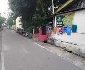 DIJUAL RUMAH HITUNG TANAH BANYUANYAR