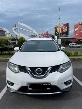 Xtrail 2.5 CVT 2014 murah aja