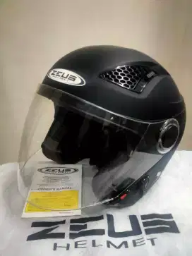 Helm ZEUS Matt Black ZS 610 size M