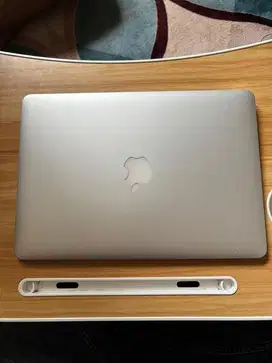 Macbook Air 2015 8/128