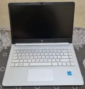 Laptop HP Intel Core i3 UHD