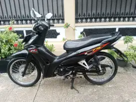 Bekas berkualitas bergaransi Honda Revo fit 2018 lengkap siap pakai