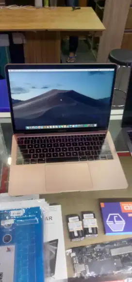 di beli macbook pro macbook Air kondisi bagus rusak